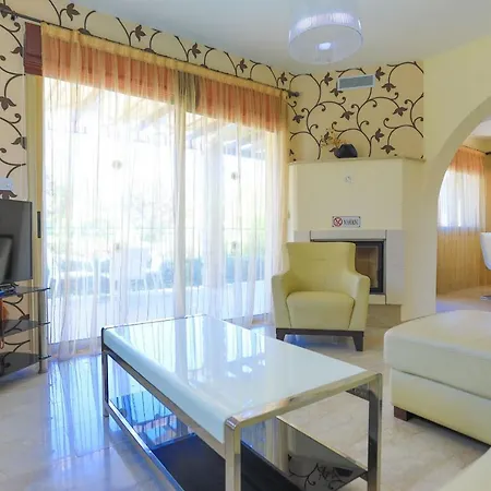 Villa Serenity