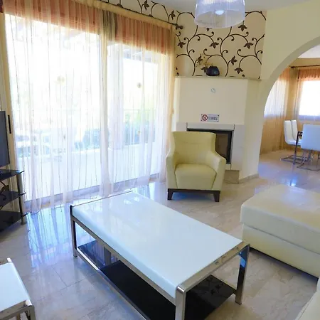 Serenity Villa